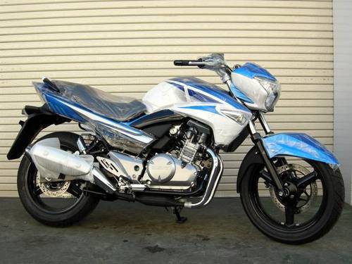 オート98 Gsr250 新車 中古車販売 バイク新車販売 バイク中古車販売 バイク修理 バイク買取 レンタルバイク レンタルガレージ バイクライフを徹底サポート オート98 千葉県松戸市